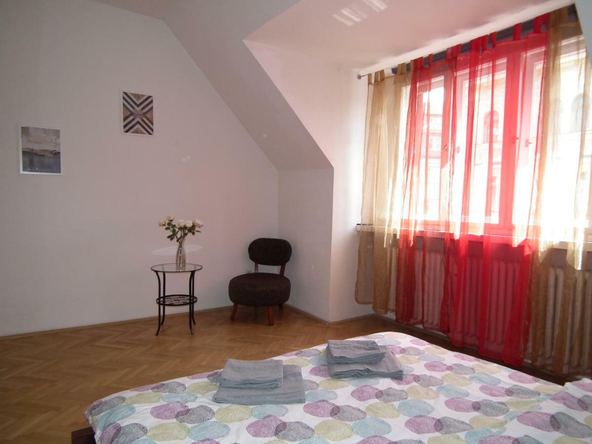 Old Town Spacious Apartamento