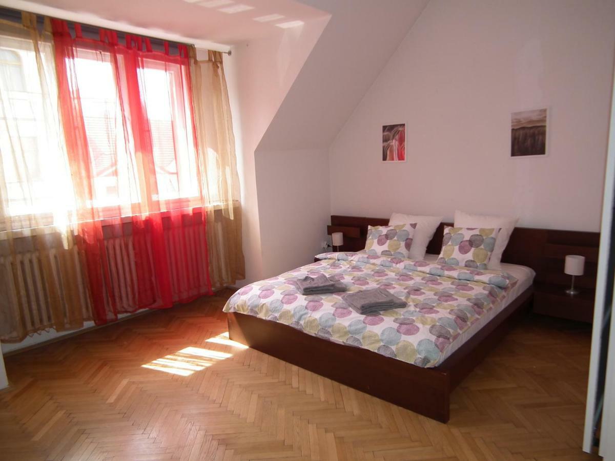 Old Town Spacious Apartamento Praga